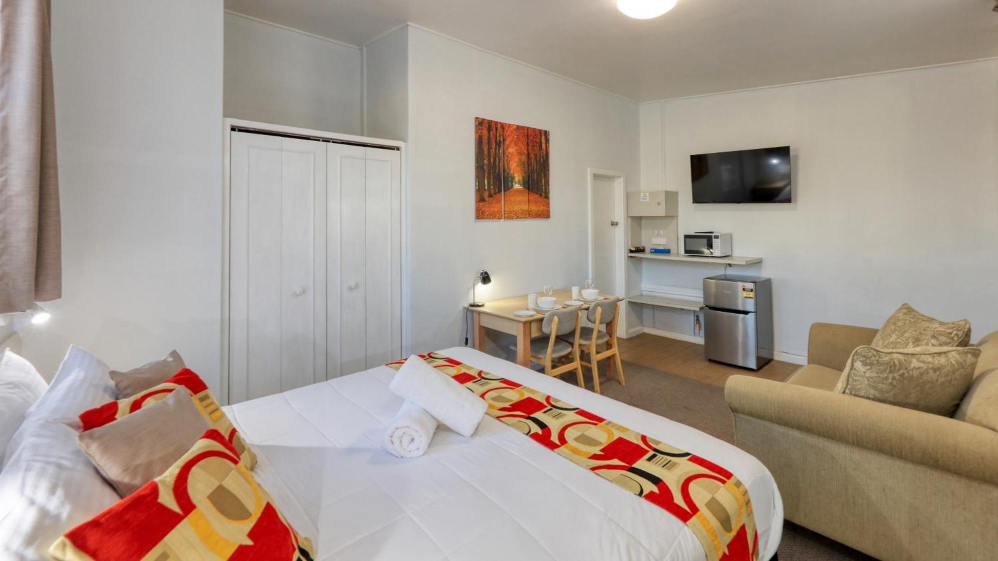 Cbd Gi Motel 格伦因尼斯 外观 照片