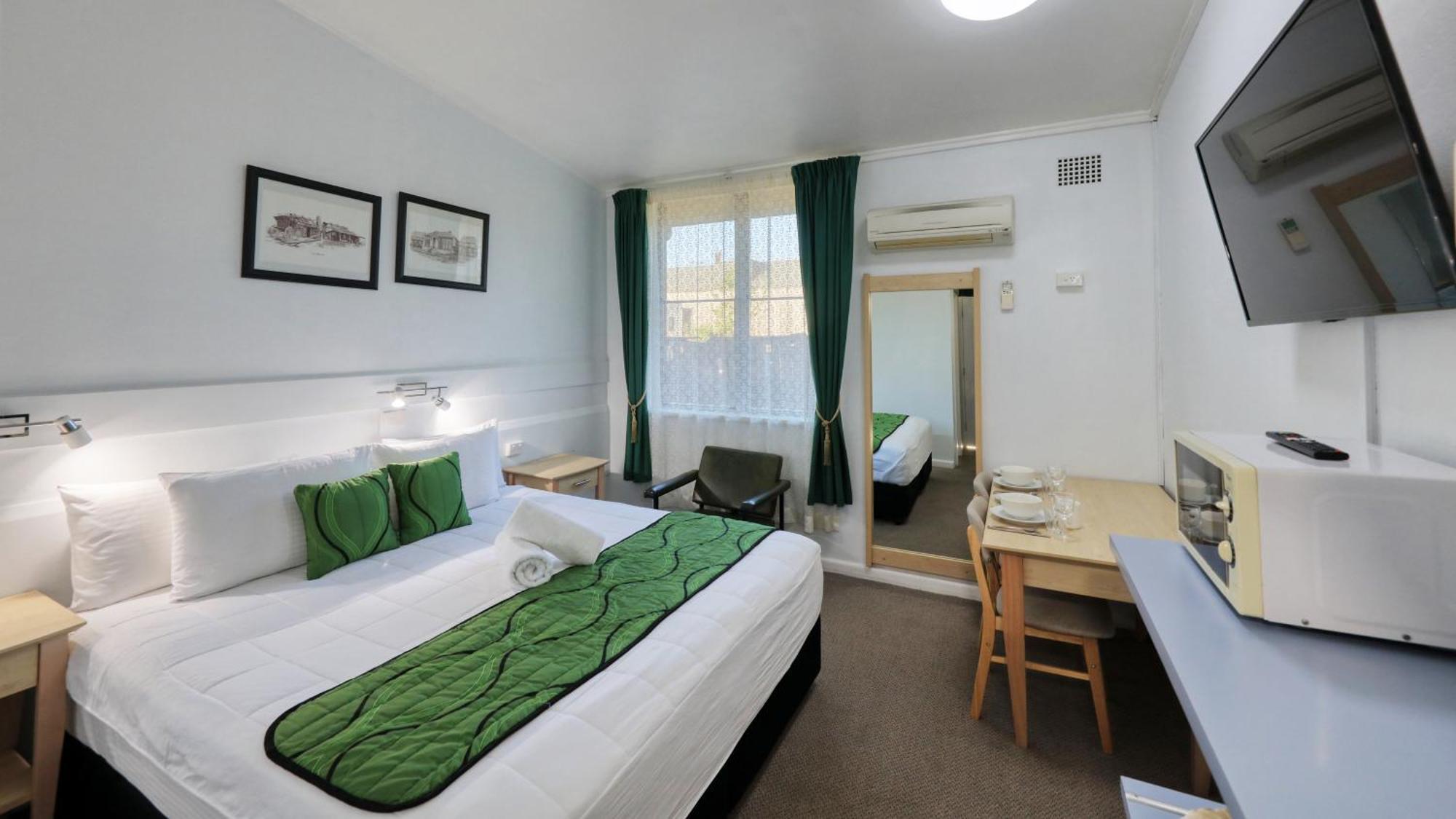 Cbd Gi Motel 格伦因尼斯 外观 照片