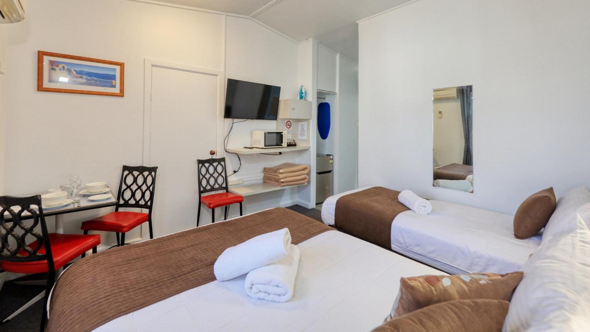 Cbd Gi Motel 格伦因尼斯 外观 照片