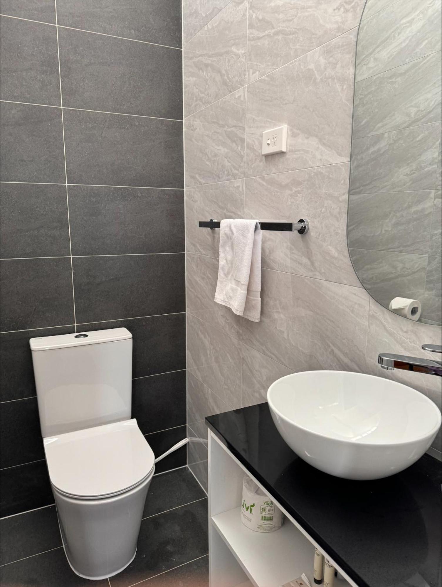 Cbd Gi Motel 格伦因尼斯 外观 照片